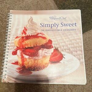 Pampered chef simply sweet desserts cookbook